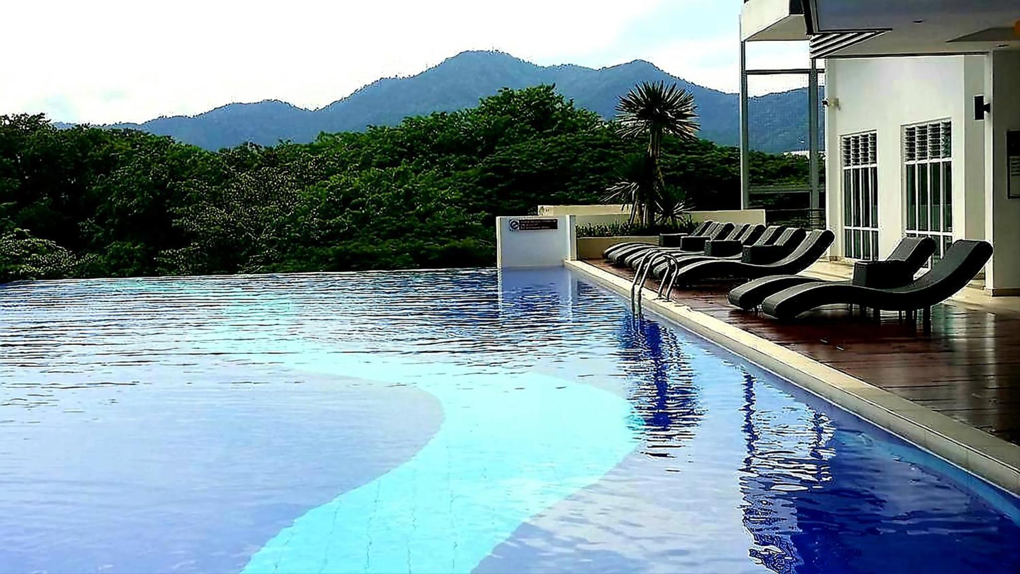 Ipoh City Centre Majestic 2 Room Holiday Suite By City Home Empire Buitenkant foto
